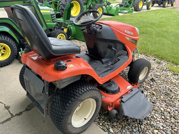 2008 Kubota GR2110 Garden Tractor