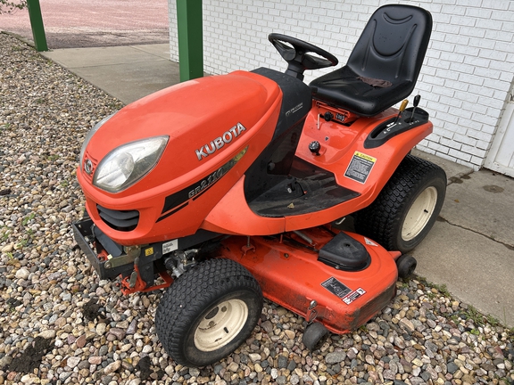 2008 Kubota GR2110 Garden Tractor