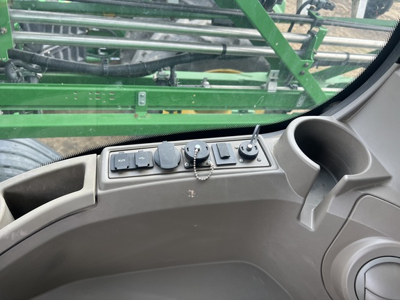 2022 John Deere 410R Sprayer/High Clearance