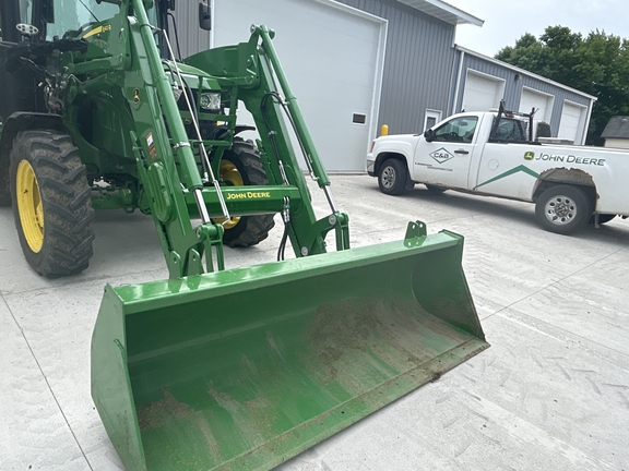 2023 John Deere 640R Loader