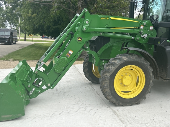 2023 John Deere 640R Loader