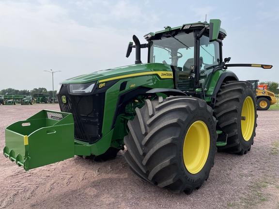 2021 John Deere 8R 250 Tractor