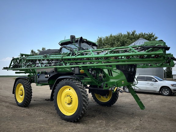 2024 John Deere 412R Sprayer/High Clearance