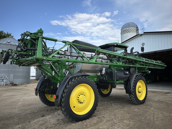 2024 John Deere 412R Sprayer/High Clearance