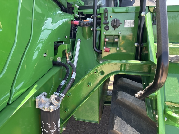 2024 John Deere 9RT 590 Tractor Rubber Track