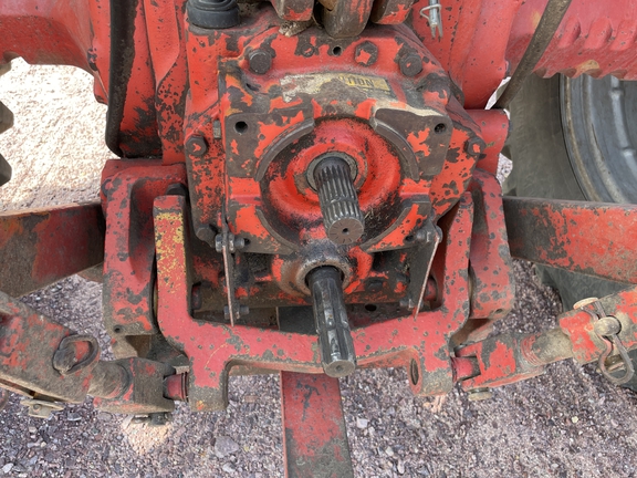 1977 International 1086 Tractor