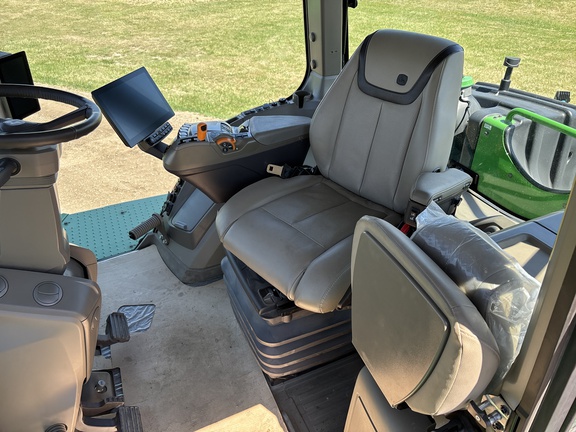 2024 John Deere 9R 440 Tractor 4WD
