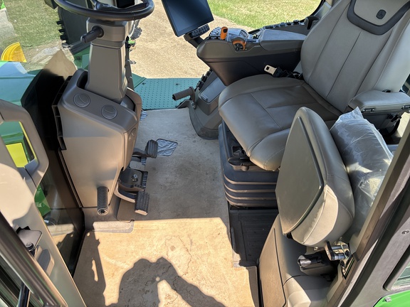 2024 John Deere 9R 440 Tractor 4WD