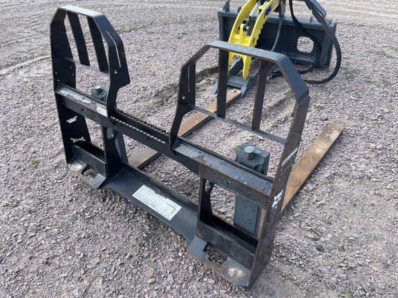 Bobcat 48" Pallet Forks Misc