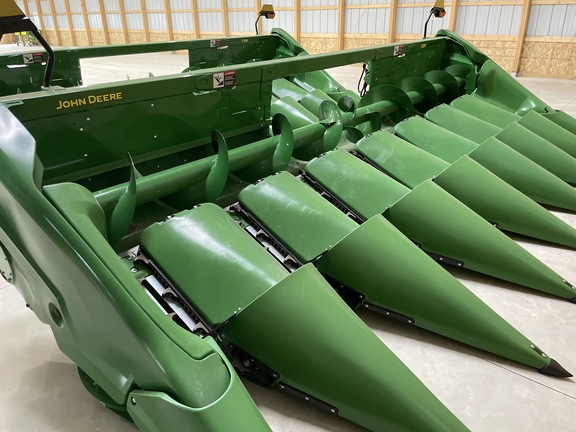 2024 John Deere C8R Header Corn Head