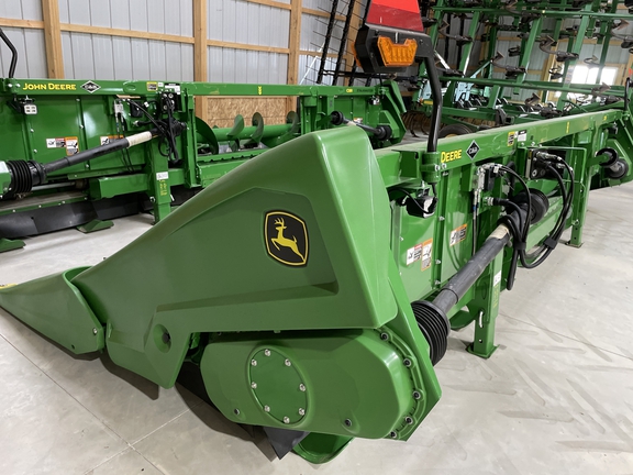 2024 John Deere C8R Header Corn Head