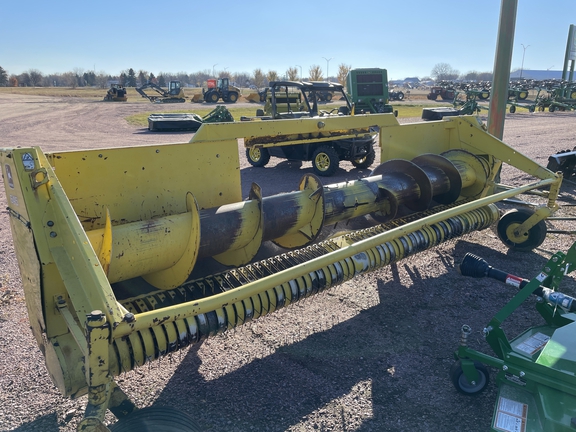 John Deere 645 Header Forage