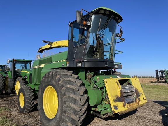 1996 John Deere 6710 Forage Harvester