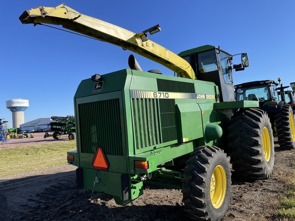 1996 John Deere 6710 Forage Harvester