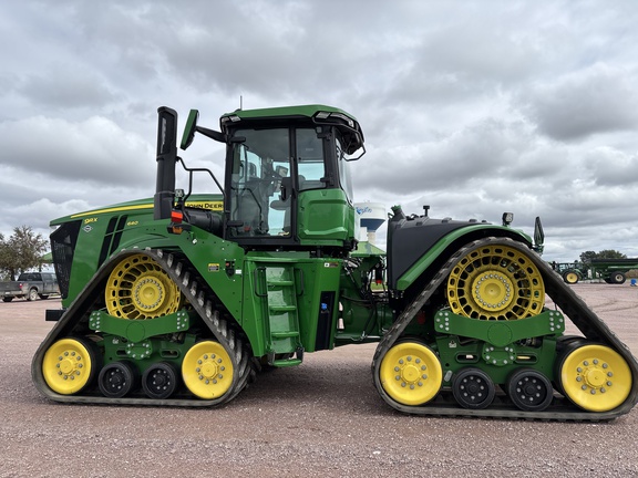 2024 John Deere 9RX 640 Tractor Rubber Track