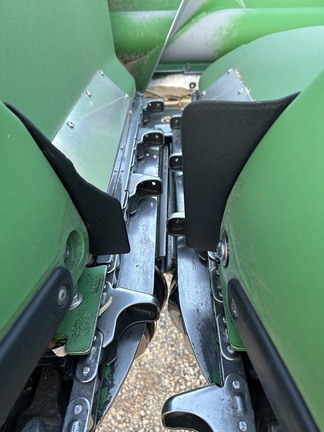 2017 John Deere 612C Header Corn Head