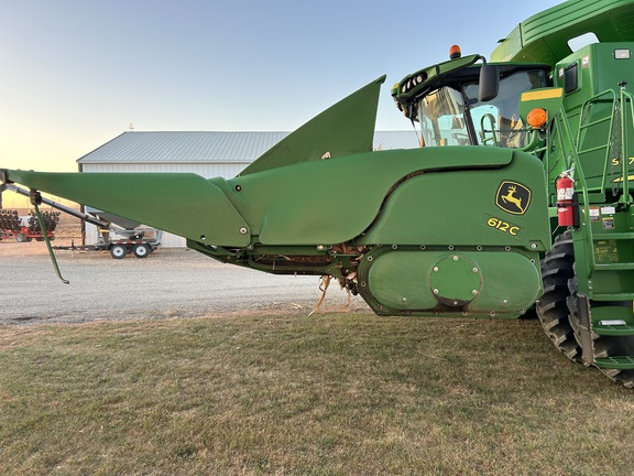 2017 John Deere 612C Header Corn Head