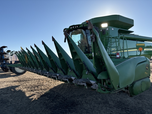 2017 John Deere 612C Header Corn Head