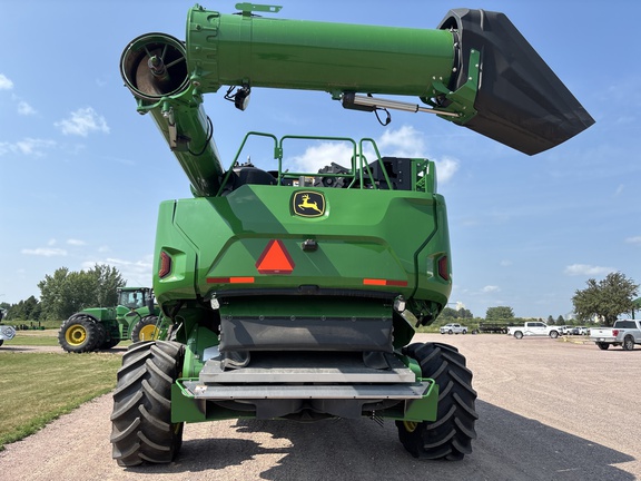 2024 John Deere X9 1100 Combine