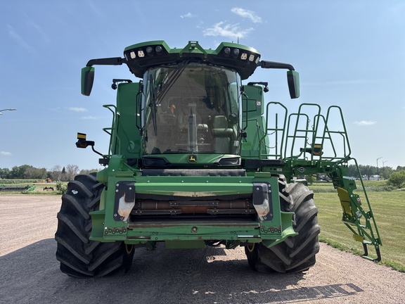 2024 John Deere X9 1100 Combine