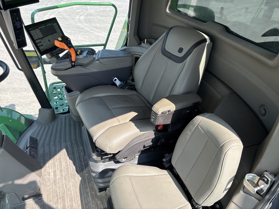2024 John Deere X9 1100 Combine