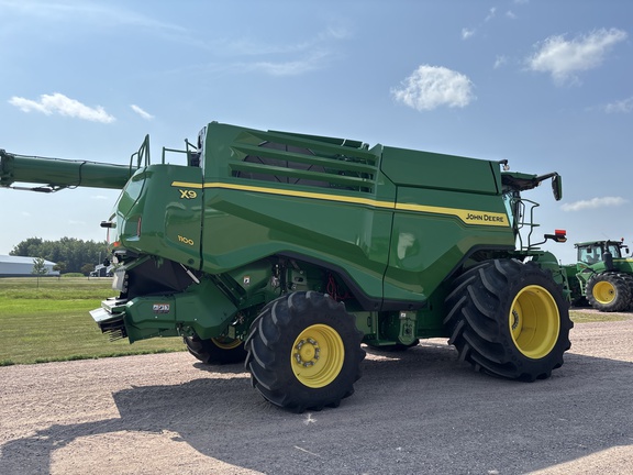 2024 John Deere X9 1100 Combine