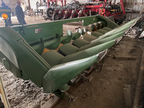 2008 John Deere 608C Header Corn Head