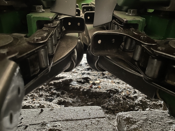 2008 John Deere 608C Header Corn Head