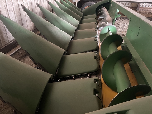 2008 John Deere 608C Header Corn Head