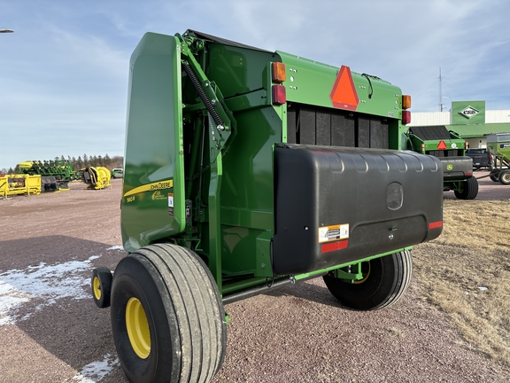 2018 John Deere 560R Baler/Round