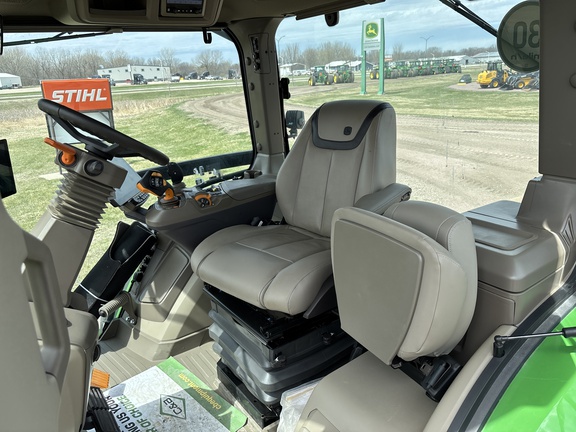 2024 John Deere 7R 290 Tractor