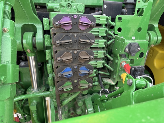 2024 John Deere 7R 290 Tractor