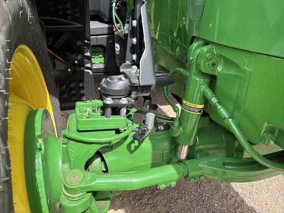 2024 John Deere 7R 290 Tractor