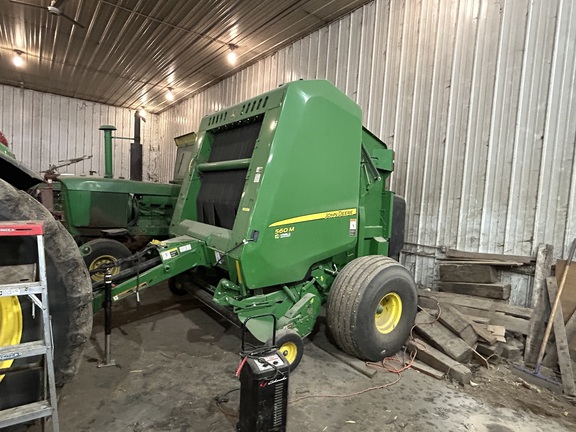 2021 John Deere 560M Baler/Round