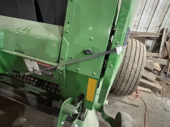 2021 John Deere 560M Baler/Round