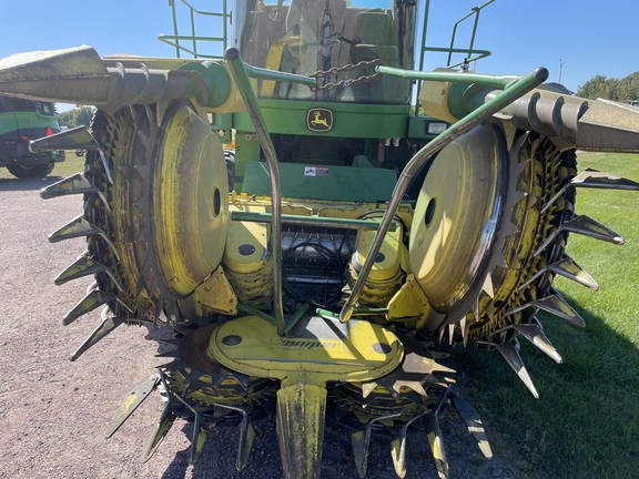 John Deere 676 Header Forage