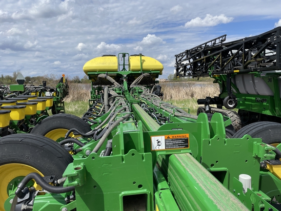 2020 John Deere 1775NT Planter