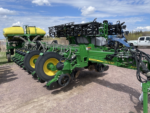 2020 John Deere 1775NT Planter