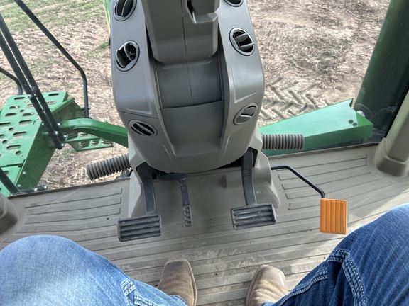 2022 John Deere 8RT 370 Tractor Rubber Track