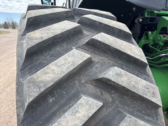 2022 John Deere 8RT 370 Tractor Rubber Track