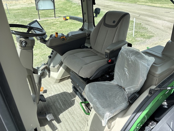2022 John Deere 8RT 370 Tractor Rubber Track