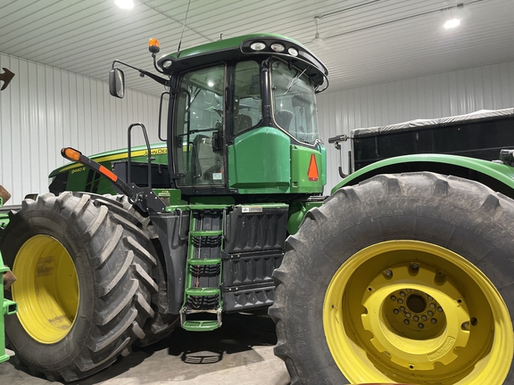 2012 John Deere 9460R Tractor 4WD