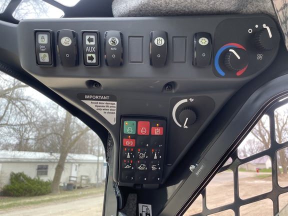 2024 John Deere 325G Compact Track Loader