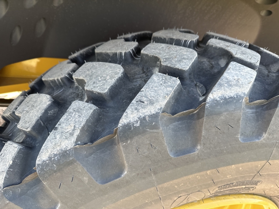 2025 John Deere 344 P Compact Utility Loader