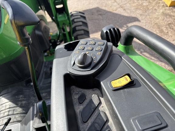 2024 John Deere 4066R Tractor Compact