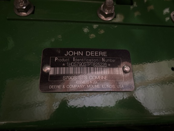 2023 John Deere S790 Combine
