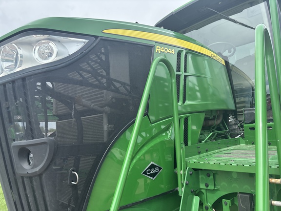 2020 John Deere R4044 Sprayer/High Clearance