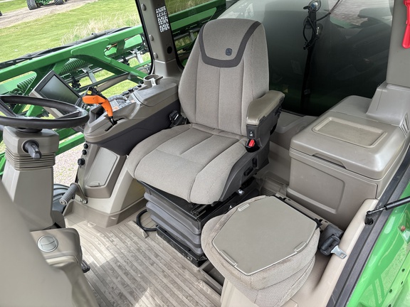 2022 John Deere 612R Sprayer/High Clearance