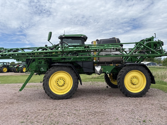 2022 John Deere 612R Sprayer/High Clearance