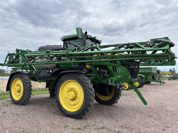 2022 John Deere 612R Sprayer/High Clearance